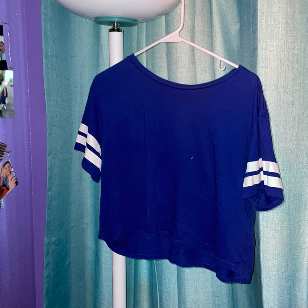 •blue t-shirt•